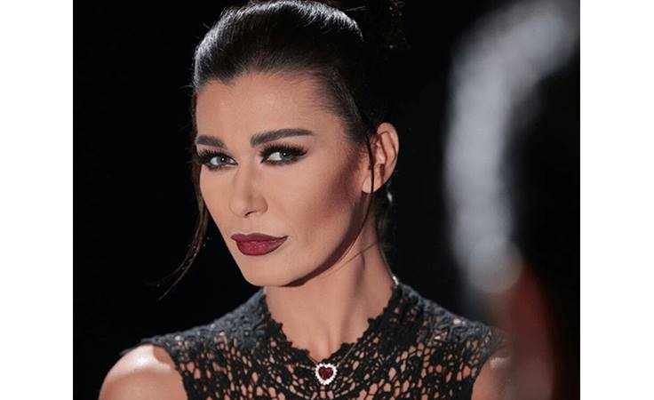 التفاصيل الكاملة للصلح بين نادين الراسي وابنها